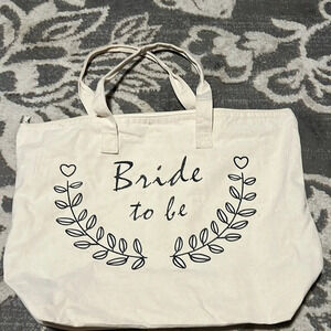 Bride to be tote bag. Excellent condition. Only used one weekend.